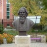 Памятник Тагору в городе Усть-Каменогорск