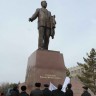 Памятник академику Сатпаеву открыт в Павлодаре.