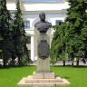 Бюст Луганскому в городе Алмата
