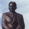Памятник Майлину город Костанай