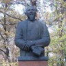 Памятник установлен акыну Турмагамбету Изтлеуову