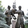 Алия Молдагулова и Маншук Маметова - Героям Советского Союза.