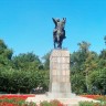 Памятник Амангельды Иманову в городе Алмата